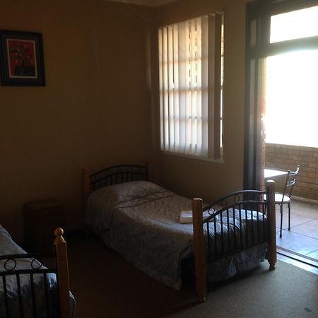 Belmore Hotel Maitland Room photo