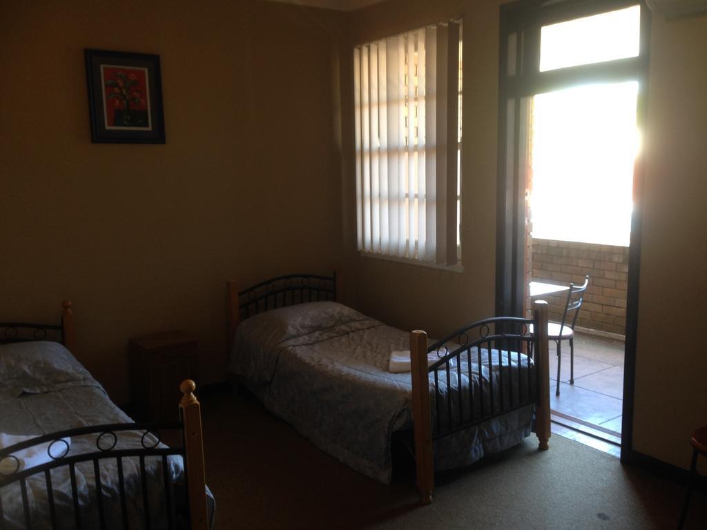 Belmore Hotel Maitland Room photo